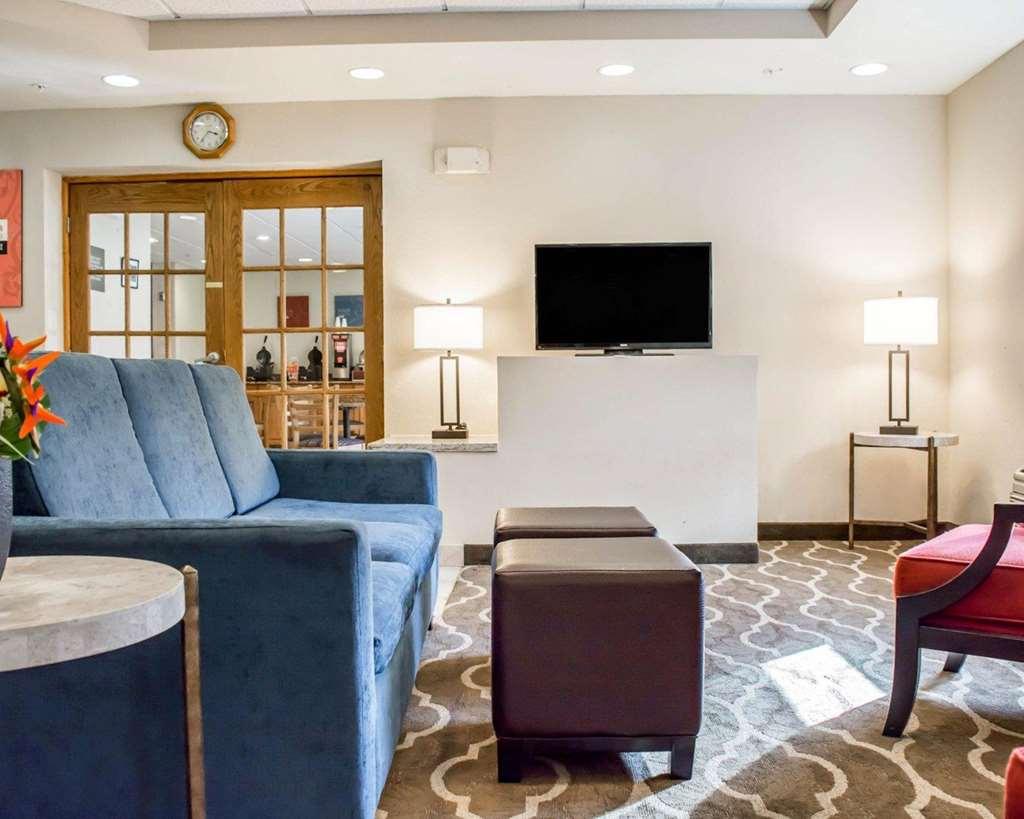 Comfort Inn Fort Myers Northeast Інтер'єр фото