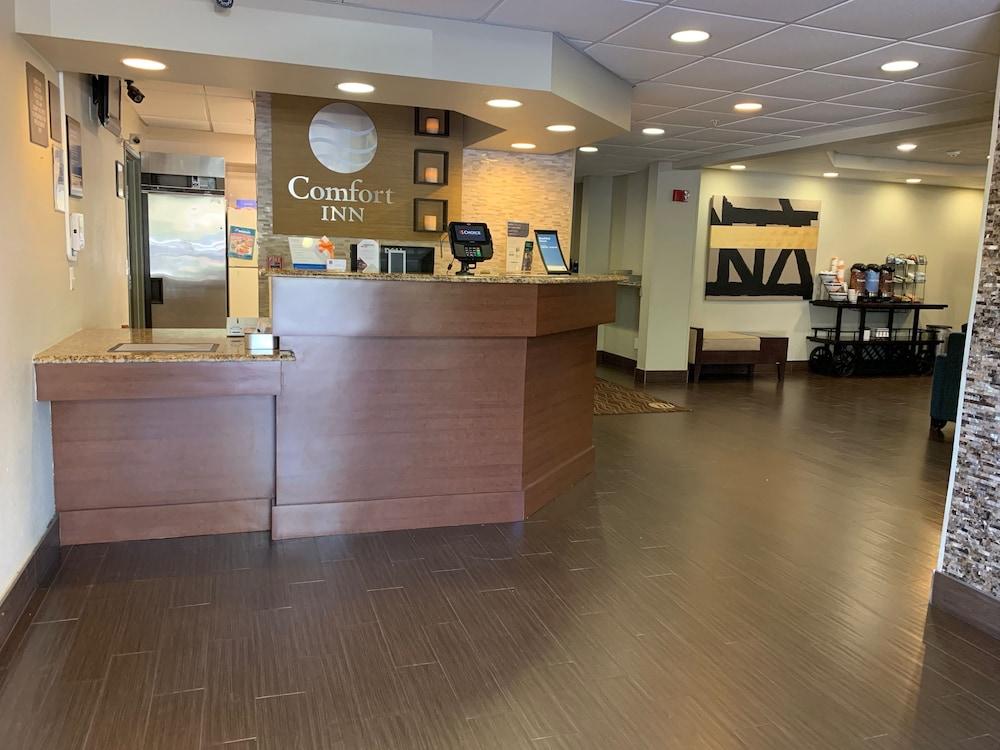 Comfort Inn Fort Myers Northeast Екстер'єр фото