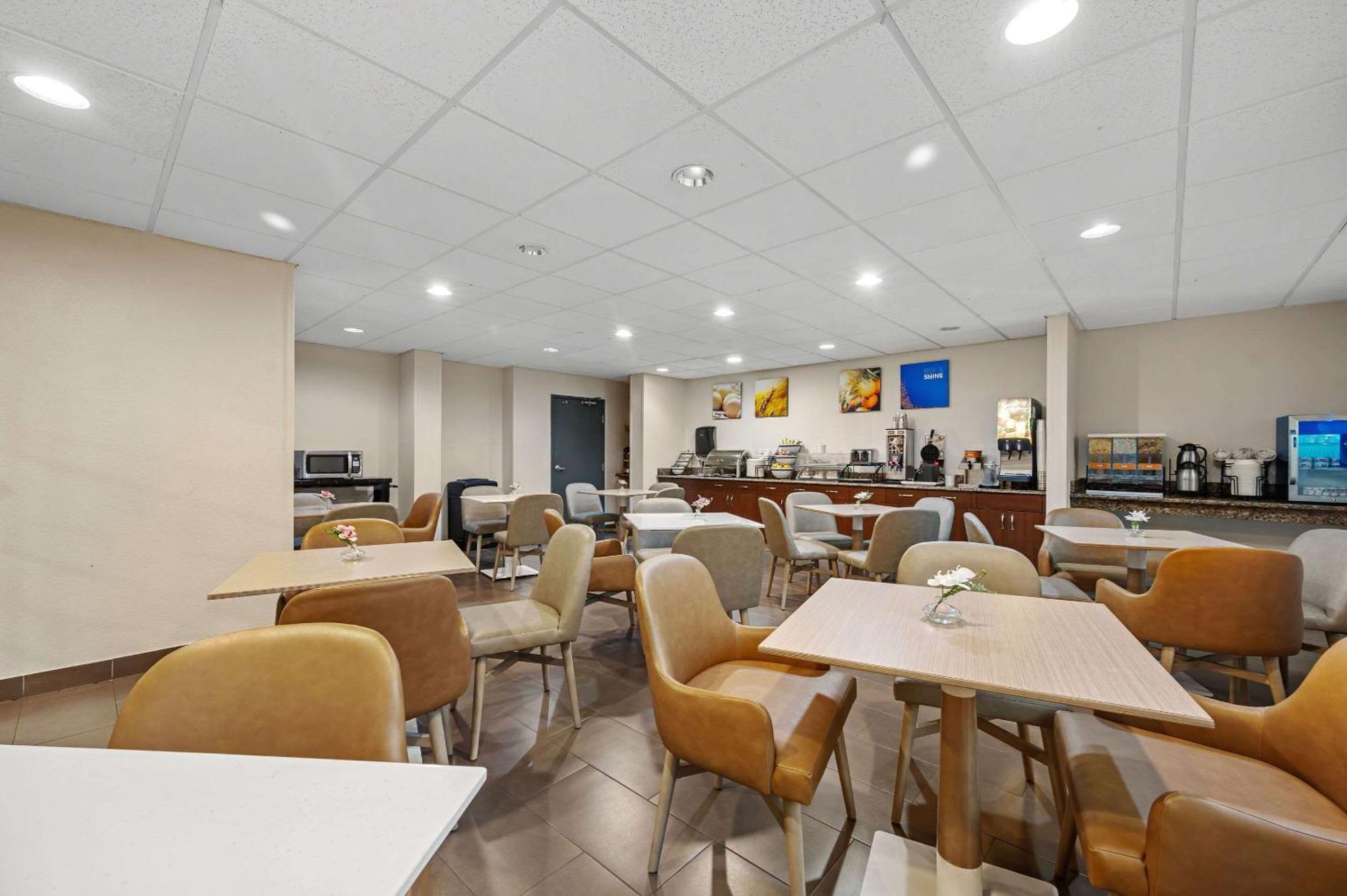Comfort Inn Fort Myers Northeast Екстер'єр фото
