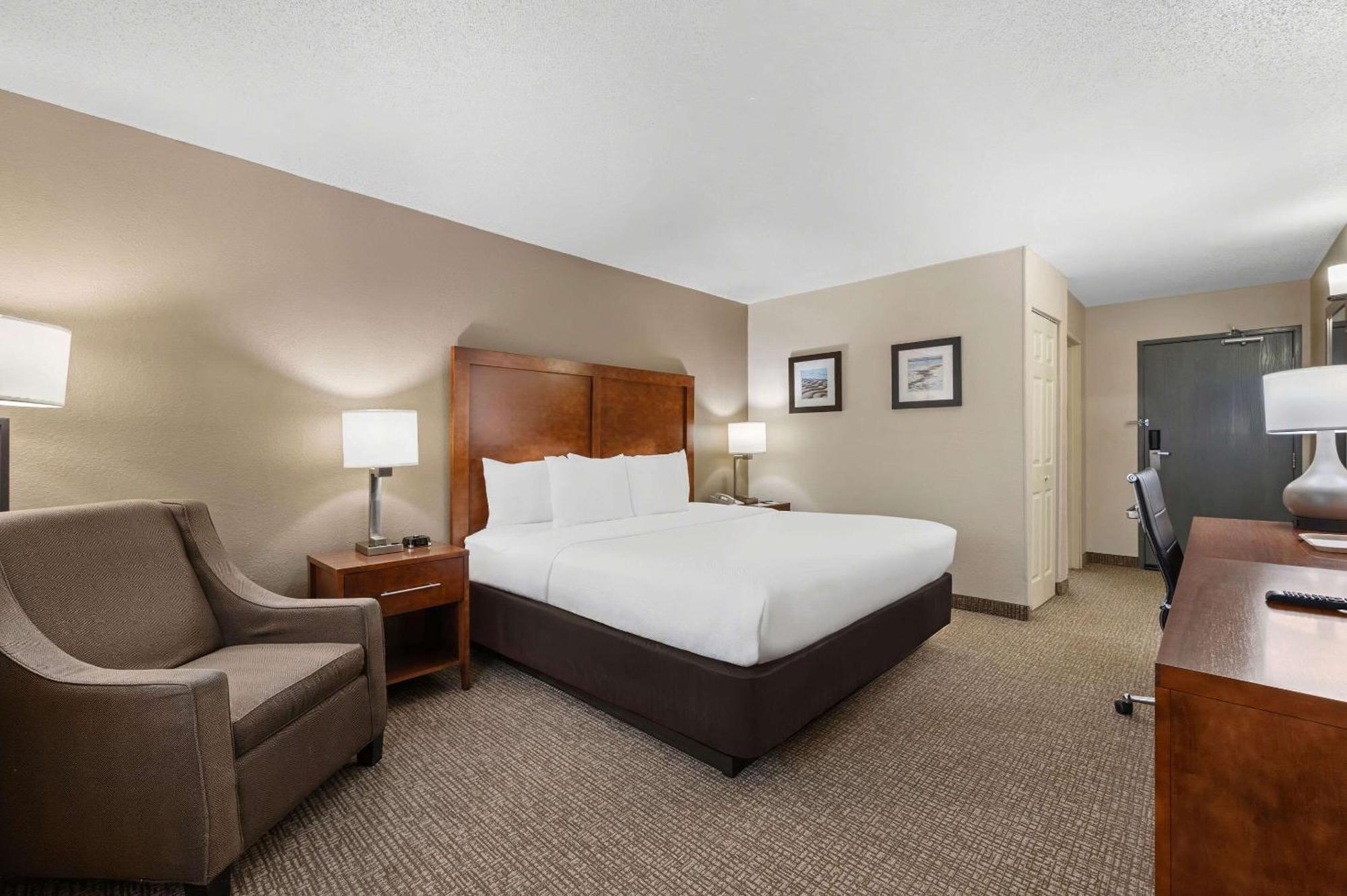 Comfort Inn Fort Myers Northeast Екстер'єр фото
