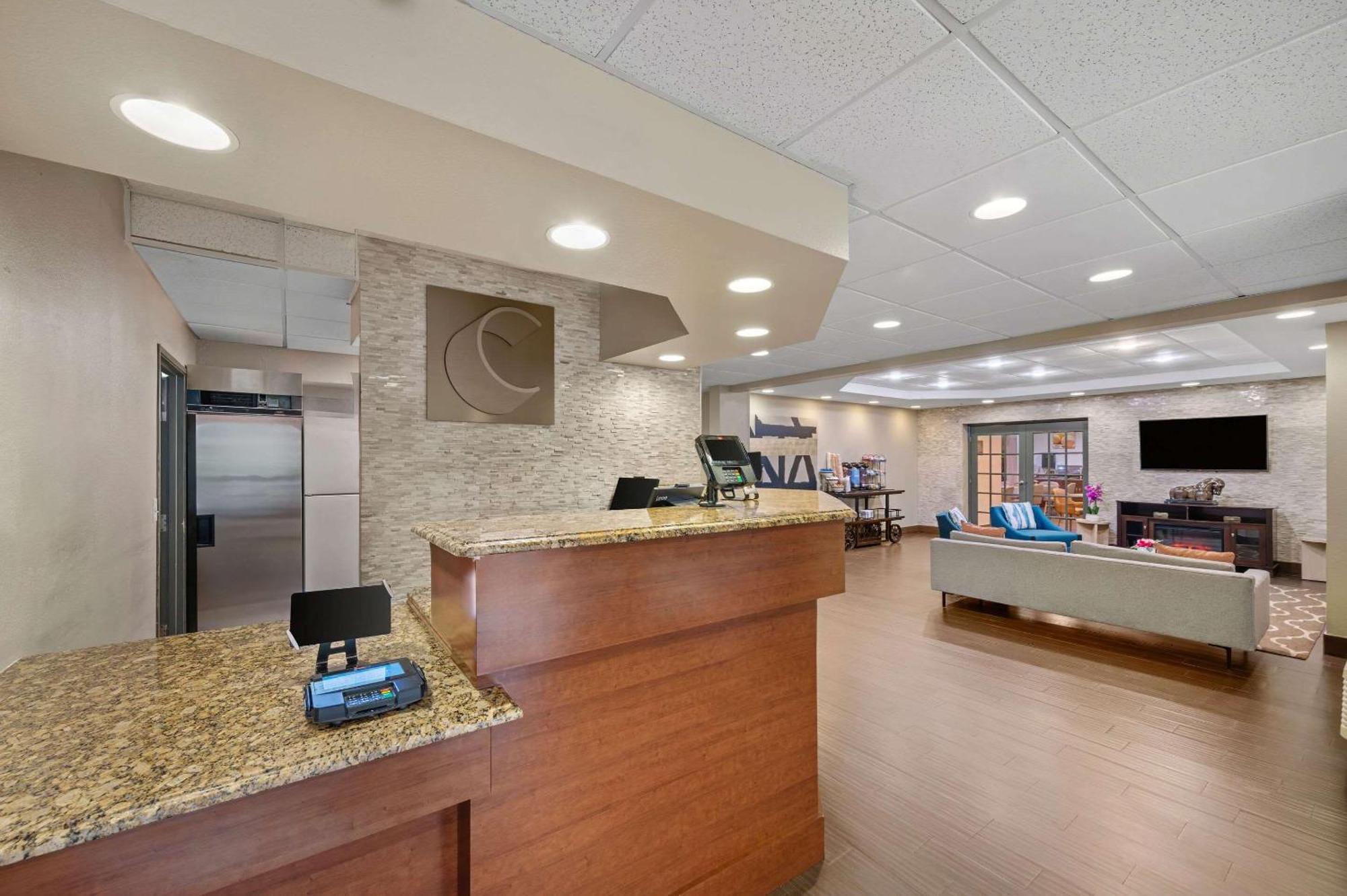 Comfort Inn Fort Myers Northeast Екстер'єр фото